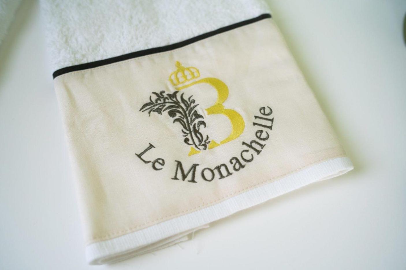 Le Monachelle Luxury Bed & Breakfast Еболи Стая снимка